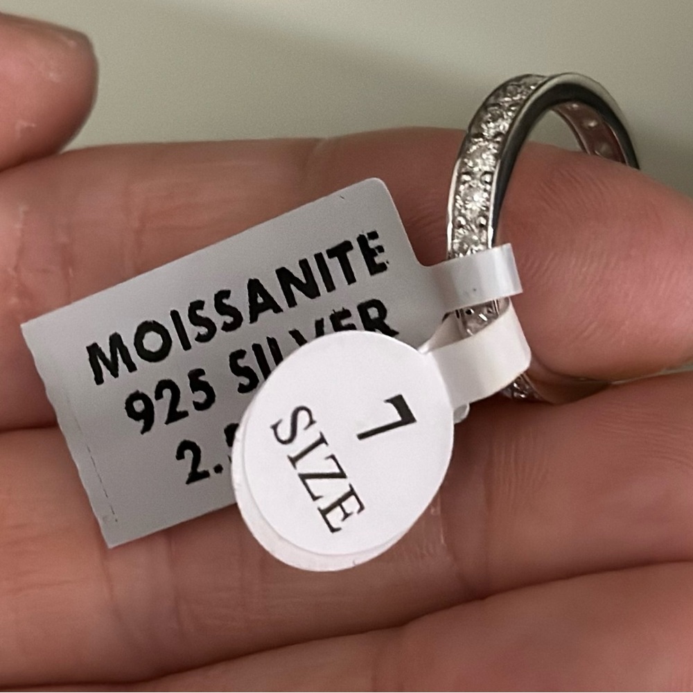 NWT MOISSANITE 925 SILVER 2.50CTW DIAMOND BAND RING - Picture 3 of 5